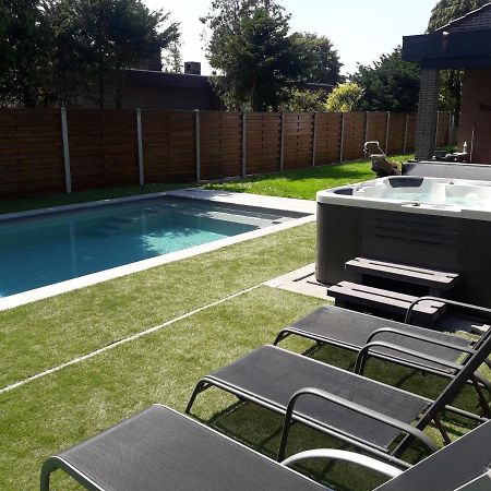 Appartement All In & Zwembad Leopoldsburg Esterno foto