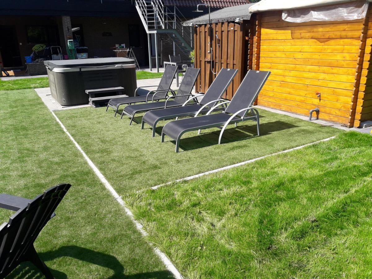 Appartement All In & Zwembad Leopoldsburg Esterno foto