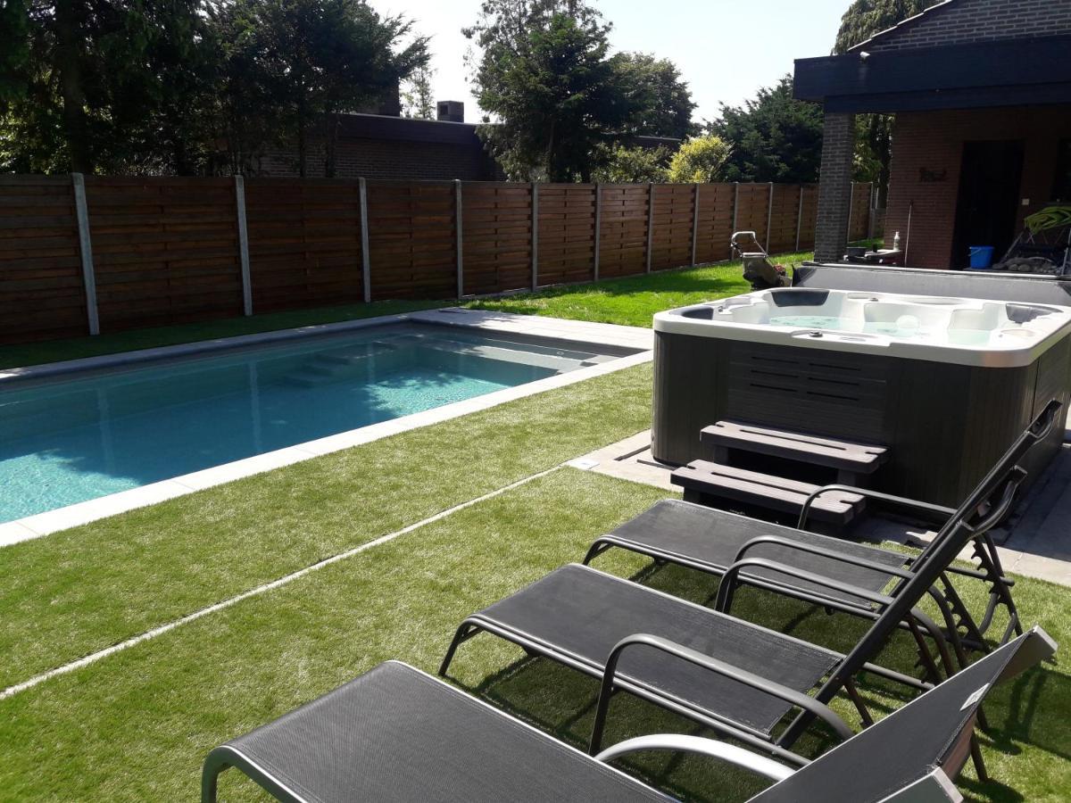 Appartement All In & Zwembad Leopoldsburg Esterno foto
