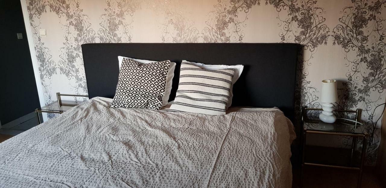 Appartement All In & Zwembad Leopoldsburg Esterno foto